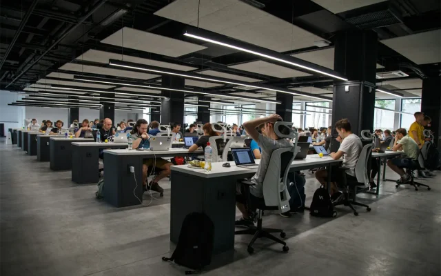 WPS操作指南 WPS操作步骤与技巧指南封面